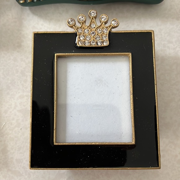 4 Small Frames - Picture 5 of 8